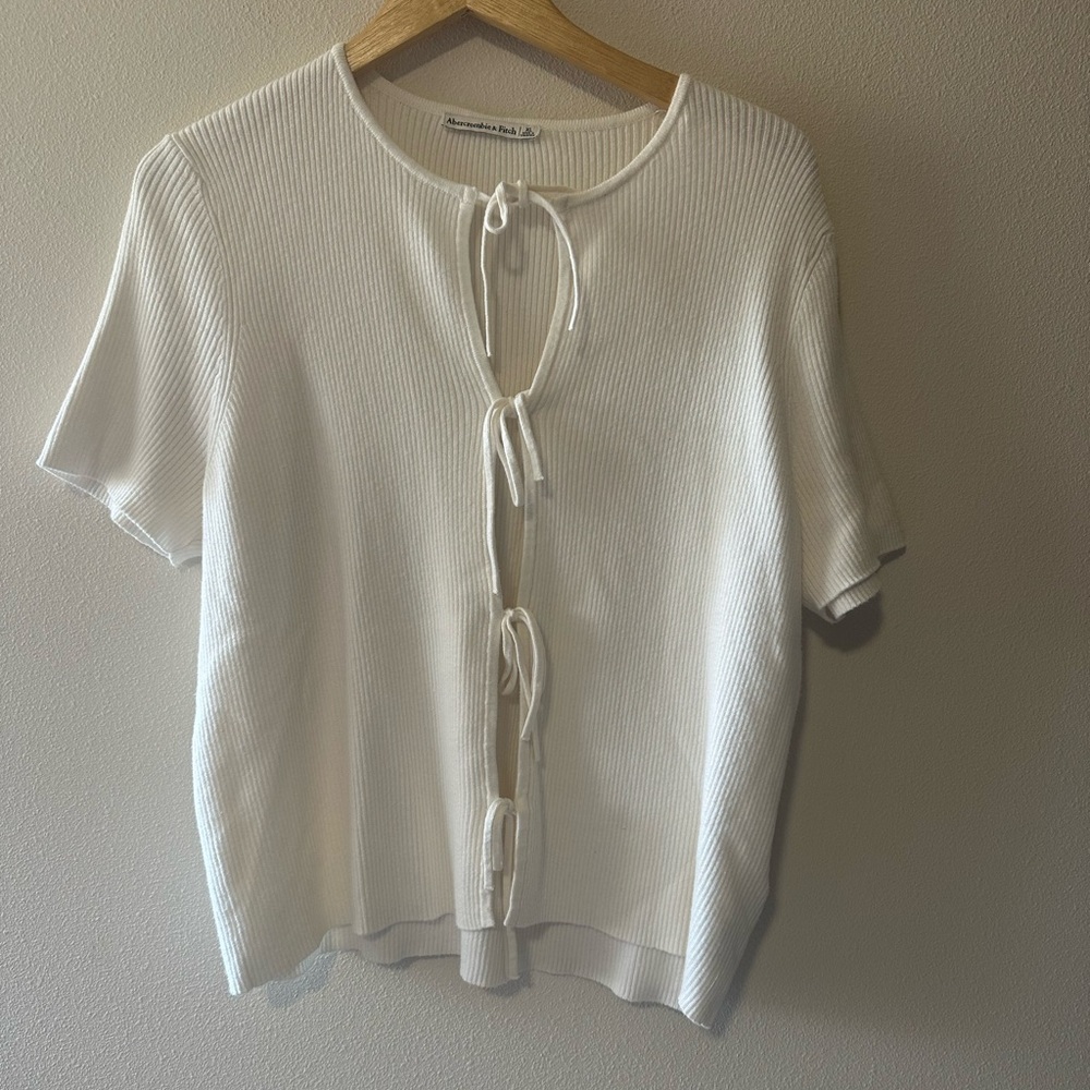 Abercrombie and fitch short sleeve tie front cardigan cream size XL - Picture 2 of 6
